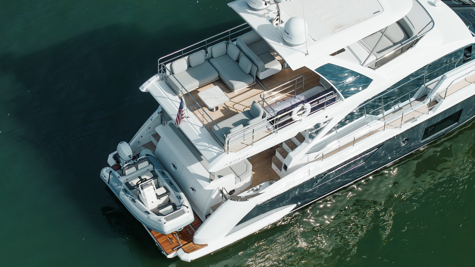 https://arconyachts.ams3.digitaloceanspaces.com/116657/conversions/large_4764656-optimize.jpg