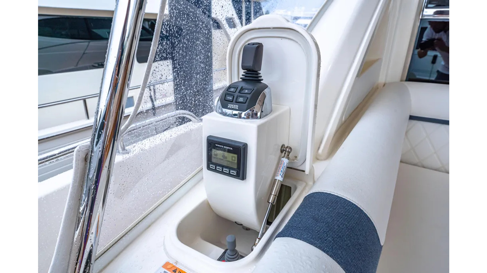 https://arconyachts.ams3.digitaloceanspaces.com/116723/conversions/large_4730960-optimize.jpg
