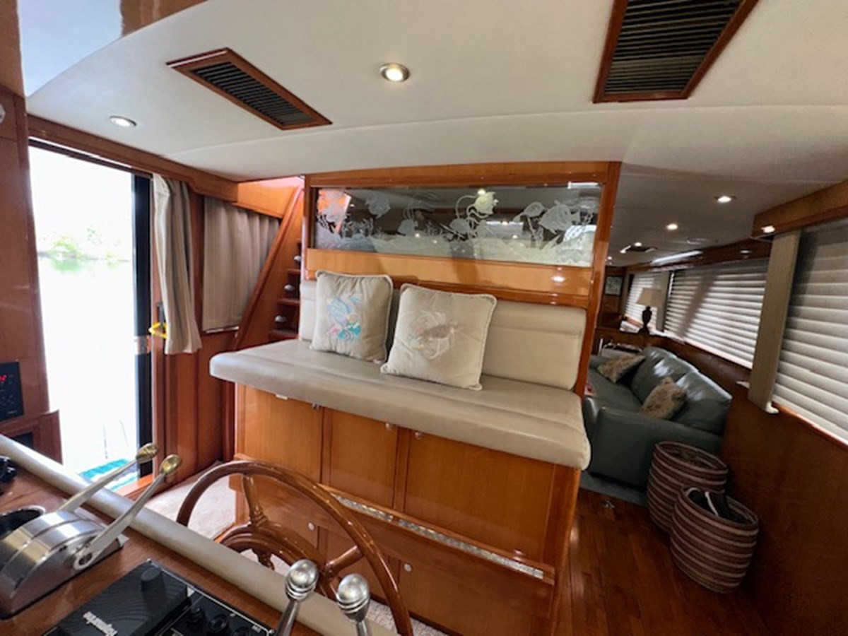 https://arconyachts.ams3.digitaloceanspaces.com/116806/conversions/large_4850620-optimize.jpg