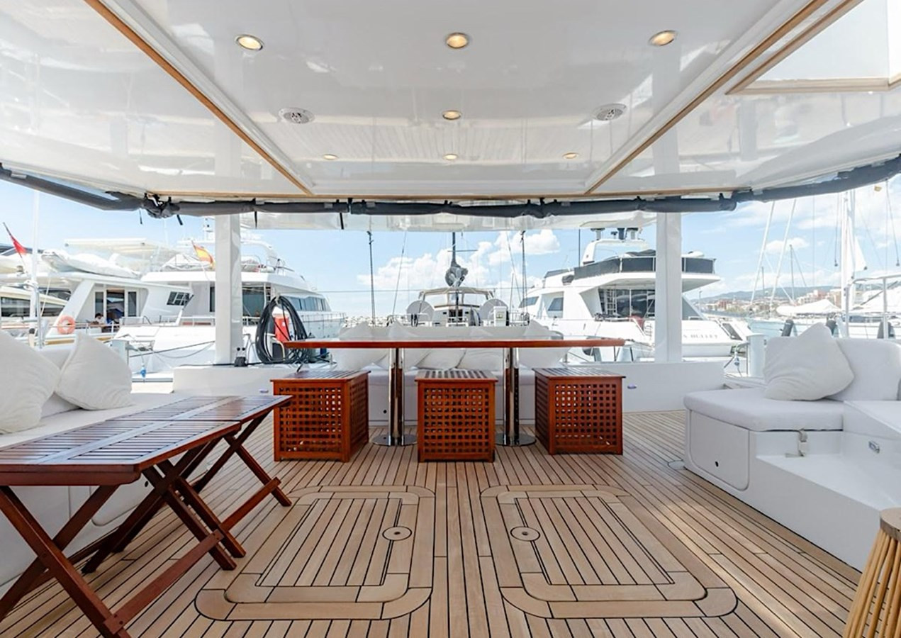 https://arconyachts.ams3.digitaloceanspaces.com/116994/conversions/large_4773626-optimize.jpg