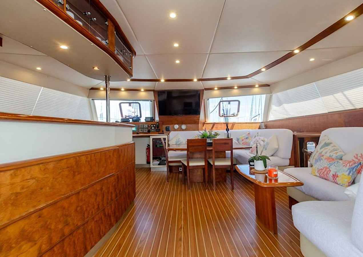 https://arconyachts.ams3.digitaloceanspaces.com/117008/conversions/large_4773617-optimize.jpg