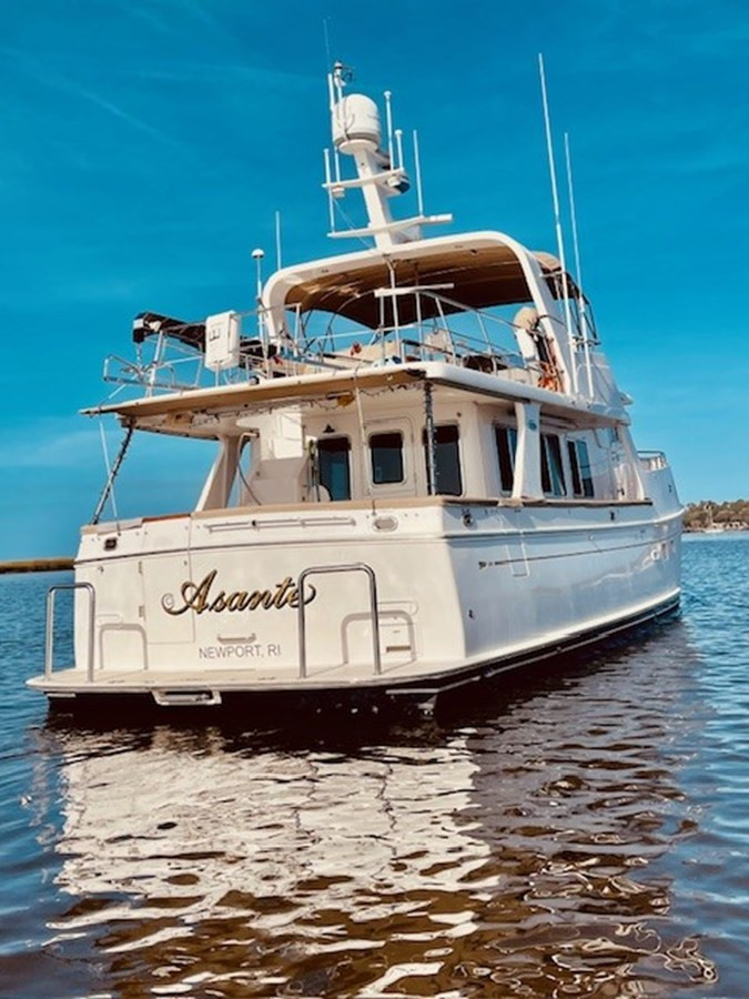 https://arconyachts.ams3.digitaloceanspaces.com/117081/conversions/large_4148548-optimize.jpg