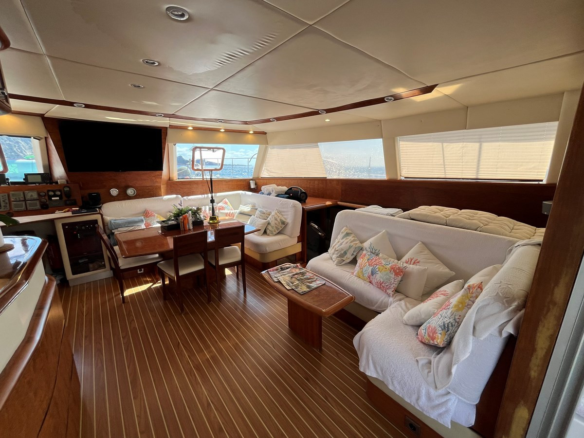 https://arconyachts.ams3.digitaloceanspaces.com/117090/conversions/large_4810391-optimize.jpg
