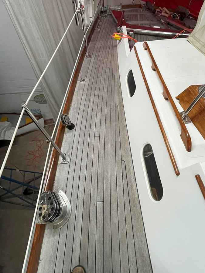 https://arconyachts.ams3.digitaloceanspaces.com/117320/conversions/large_4152031-optimize.jpg