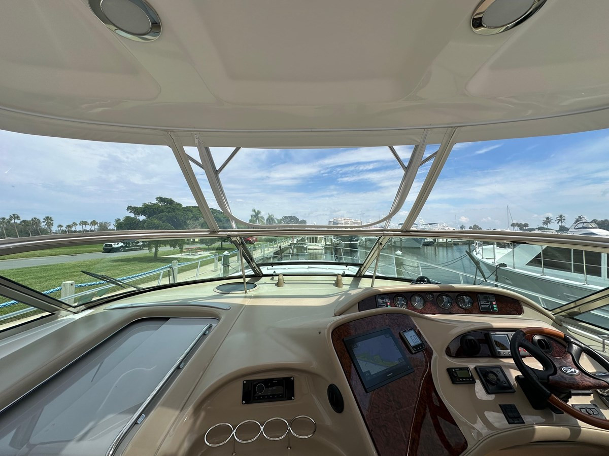 https://arconyachts.ams3.digitaloceanspaces.com/117401/conversions/large_4369959-optimize.jpg
