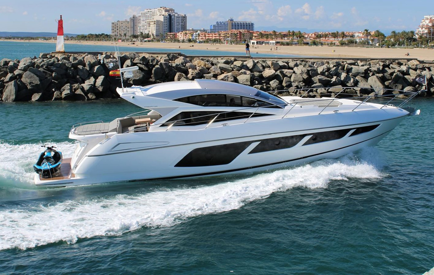 https://arconyachts.ams3.digitaloceanspaces.com/117479/conversions/large_4398016-optimize.jpg