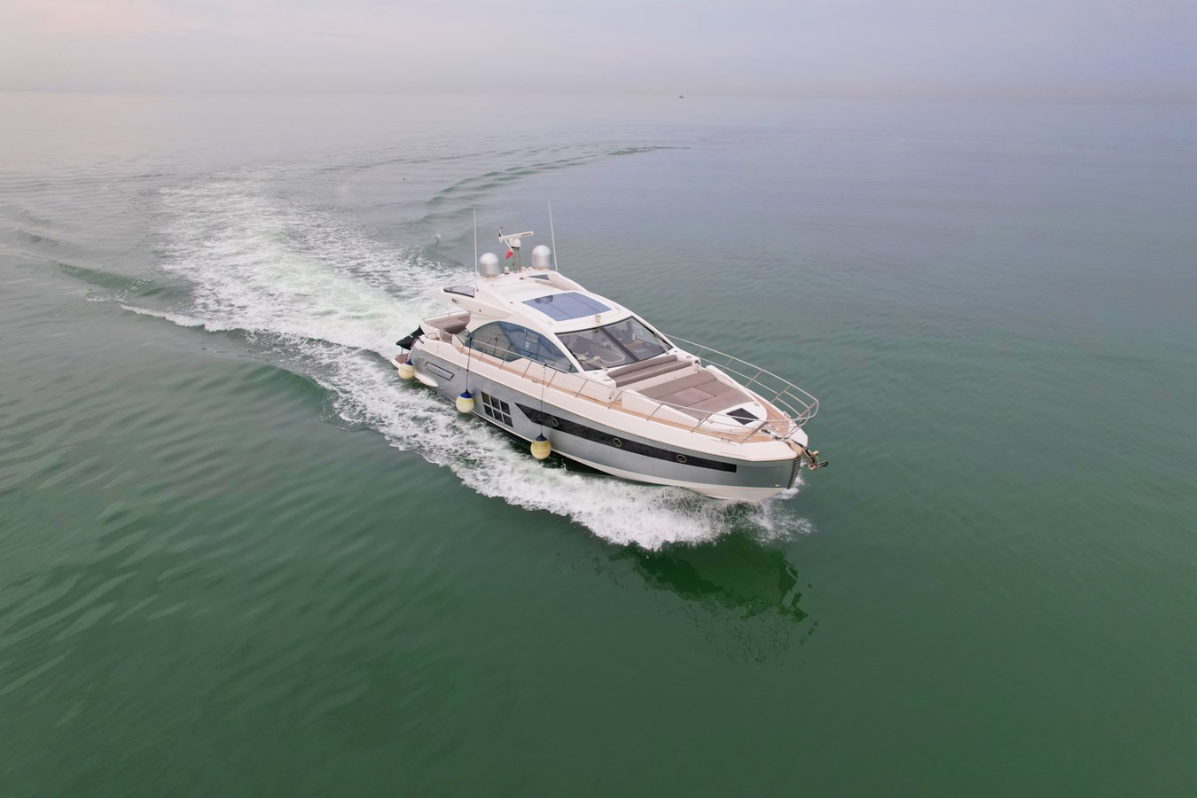 https://arconyachts.ams3.digitaloceanspaces.com/117522/conversions/large_4856969-optimize.jpg