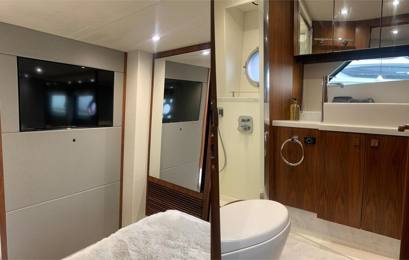 https://arconyachts.ams3.digitaloceanspaces.com/117568/conversions/large_4398047-optimize.jpg