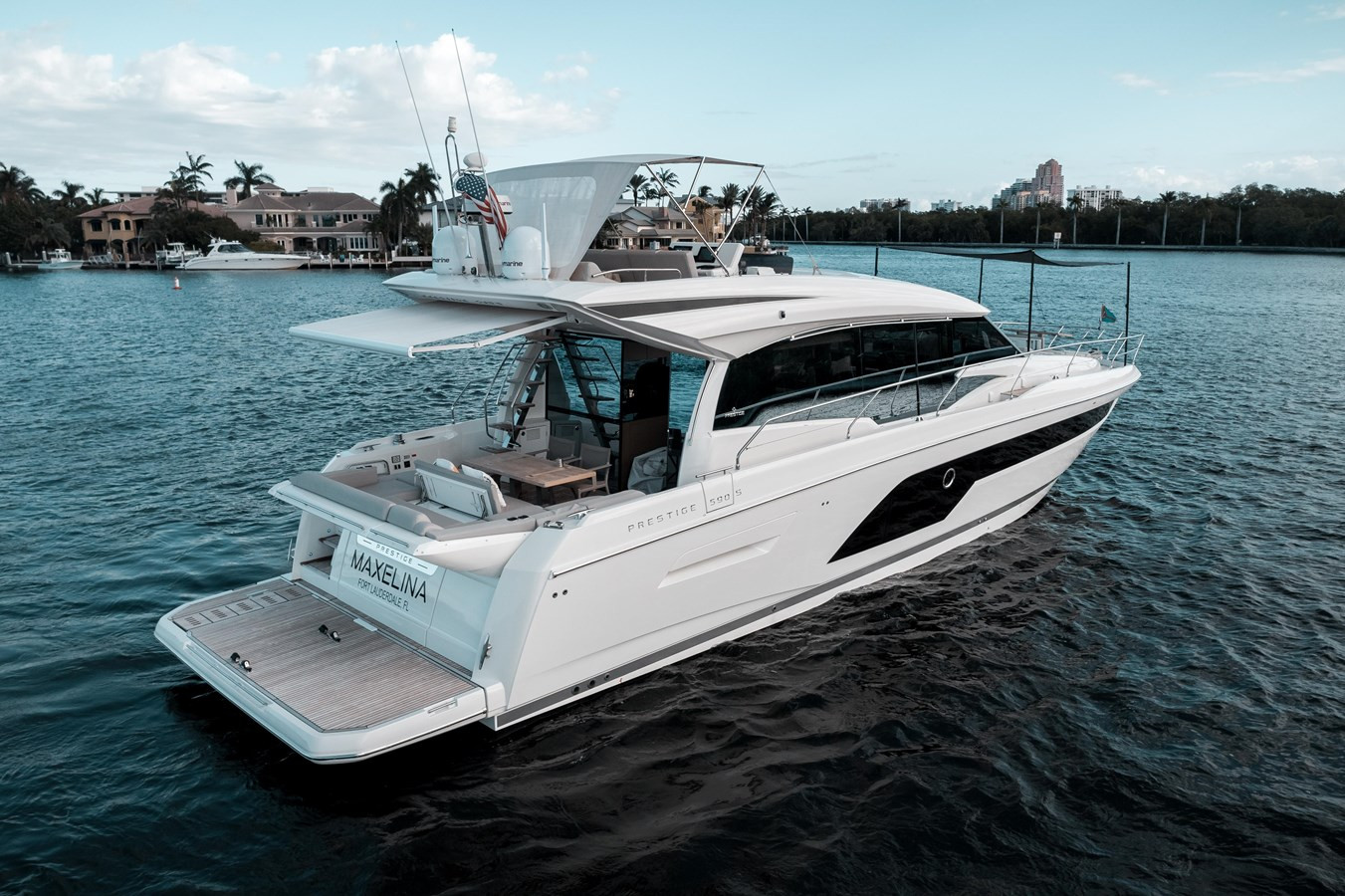 https://arconyachts.ams3.digitaloceanspaces.com/117833/conversions/large_3652842-optimize.jpg