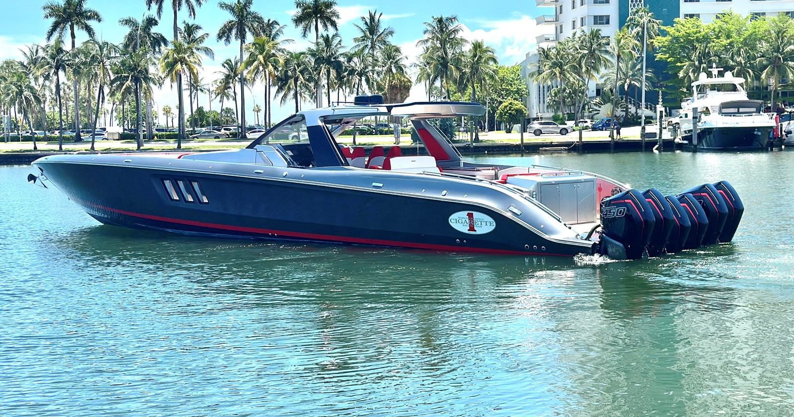 https://arconyachts.ams3.digitaloceanspaces.com/117872/conversions/large_3850851-optimize.jpg