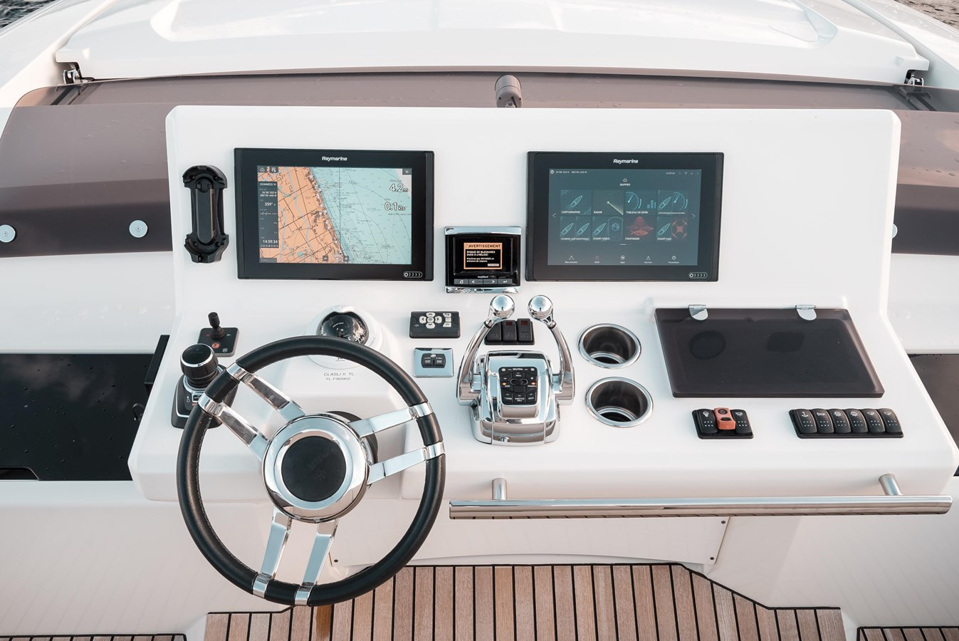 https://arconyachts.ams3.digitaloceanspaces.com/117893/conversions/large_3652864-optimize.jpg