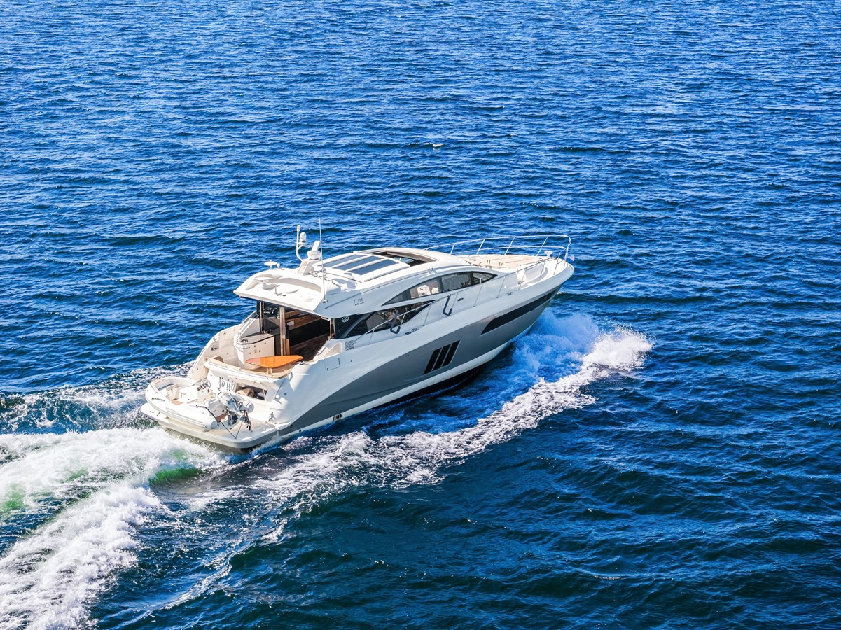 https://arconyachts.ams3.digitaloceanspaces.com/118083/conversions/large_4327251-optimize.jpg