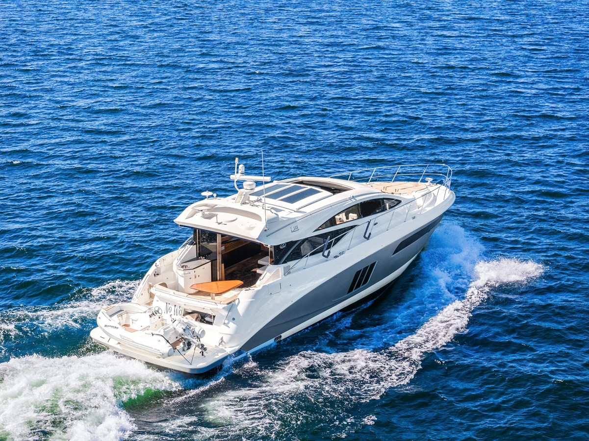 https://arconyachts.ams3.digitaloceanspaces.com/118086/conversions/large_4327253-optimize.jpg