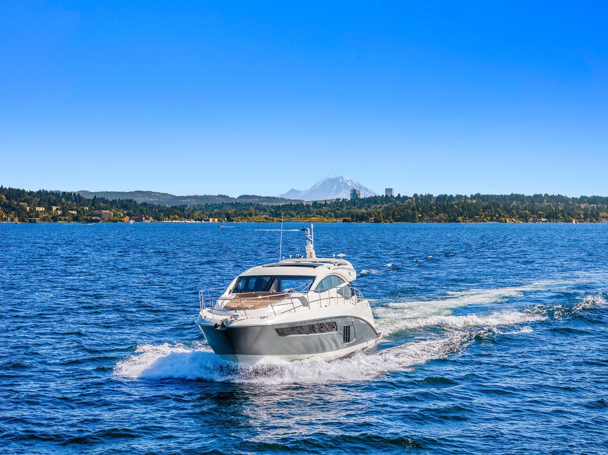https://arconyachts.ams3.digitaloceanspaces.com/118098/conversions/large_4327266-optimize.jpg