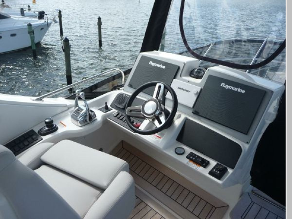 https://arconyachts.ams3.digitaloceanspaces.com/118191/conversions/large_3018030-optimize.jpg