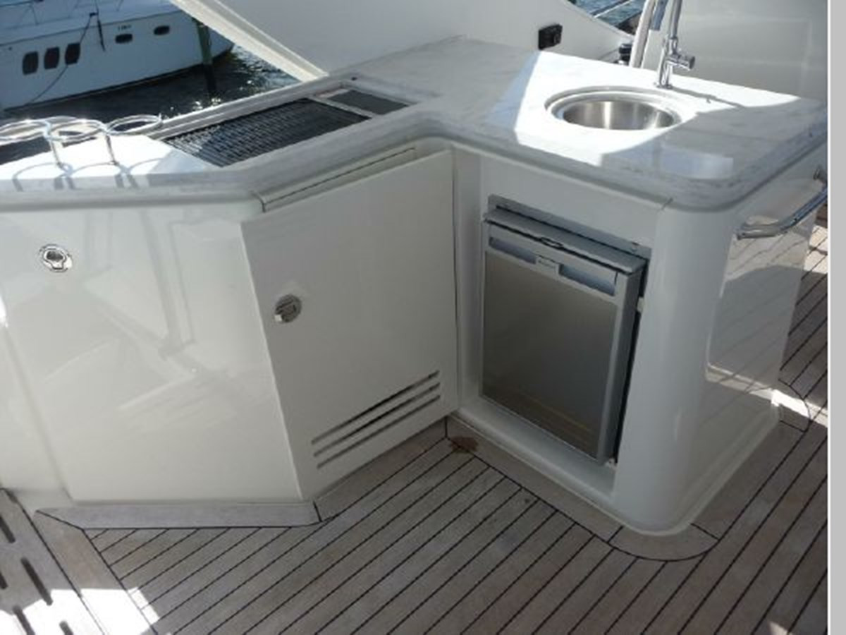 https://arconyachts.ams3.digitaloceanspaces.com/118202/conversions/large_3018035-optimize.jpg