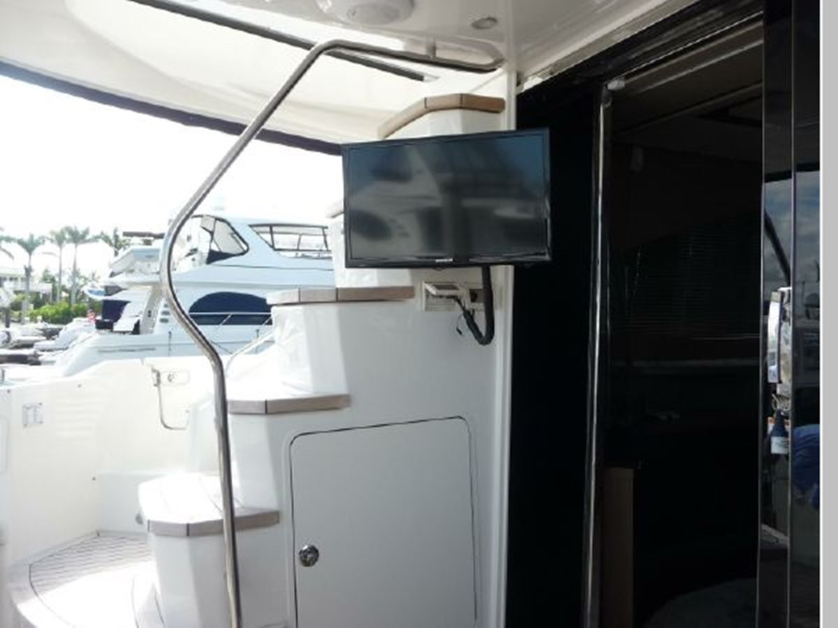 https://arconyachts.ams3.digitaloceanspaces.com/118215/conversions/large_3018041-optimize.jpg