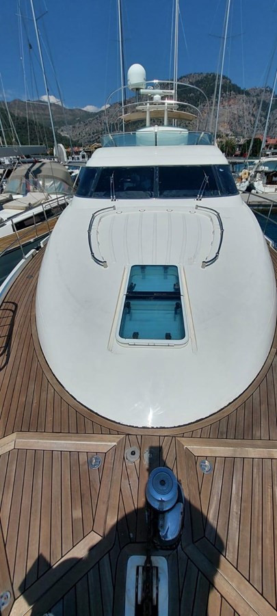 https://arconyachts.ams3.digitaloceanspaces.com/118311/conversions/large_4740985-optimize.jpg