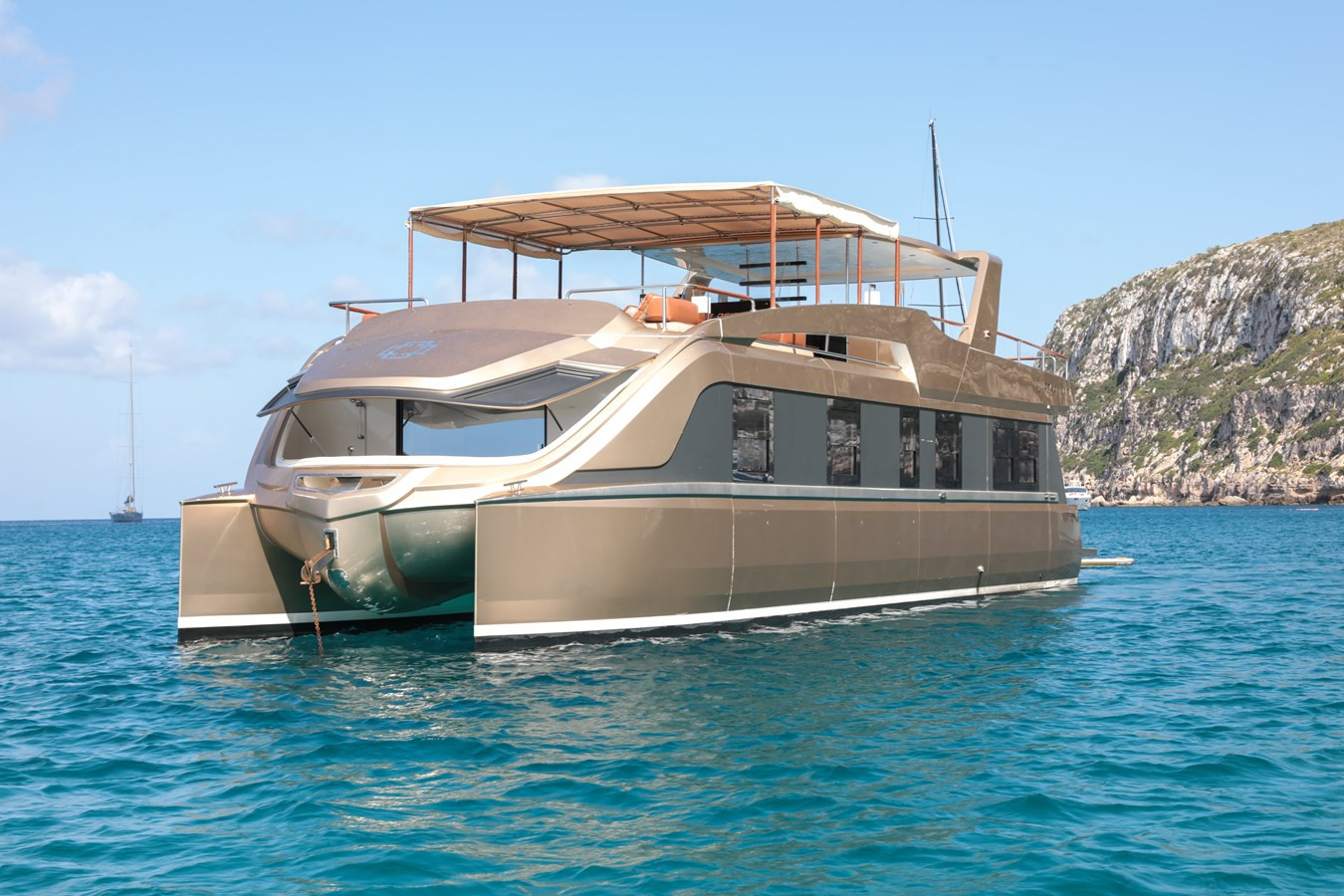 https://arconyachts.ams3.digitaloceanspaces.com/118382/conversions/large_4566453-optimize.jpg