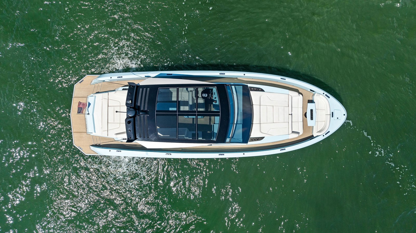 https://arconyachts.ams3.digitaloceanspaces.com/118462/conversions/large_4168355-optimize.jpg