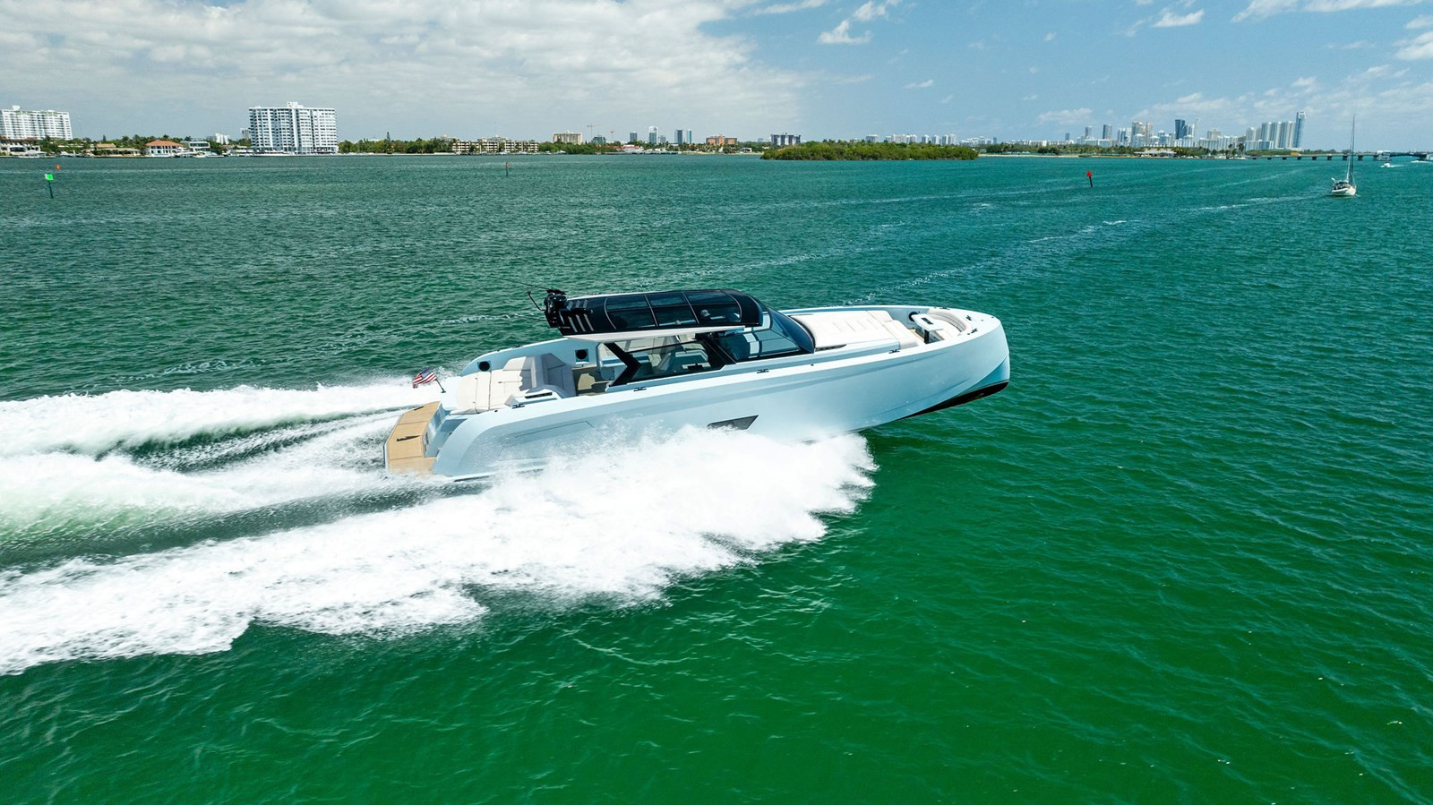 https://arconyachts.ams3.digitaloceanspaces.com/118495/conversions/large_4168365-optimize.jpg