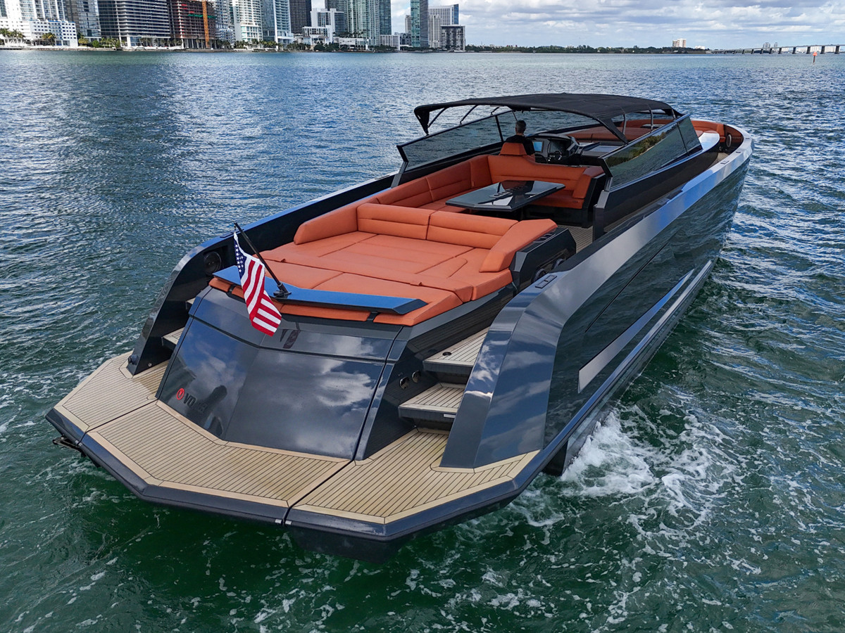 https://arconyachts.ams3.digitaloceanspaces.com/118539/conversions/large_4460775-optimize.jpg