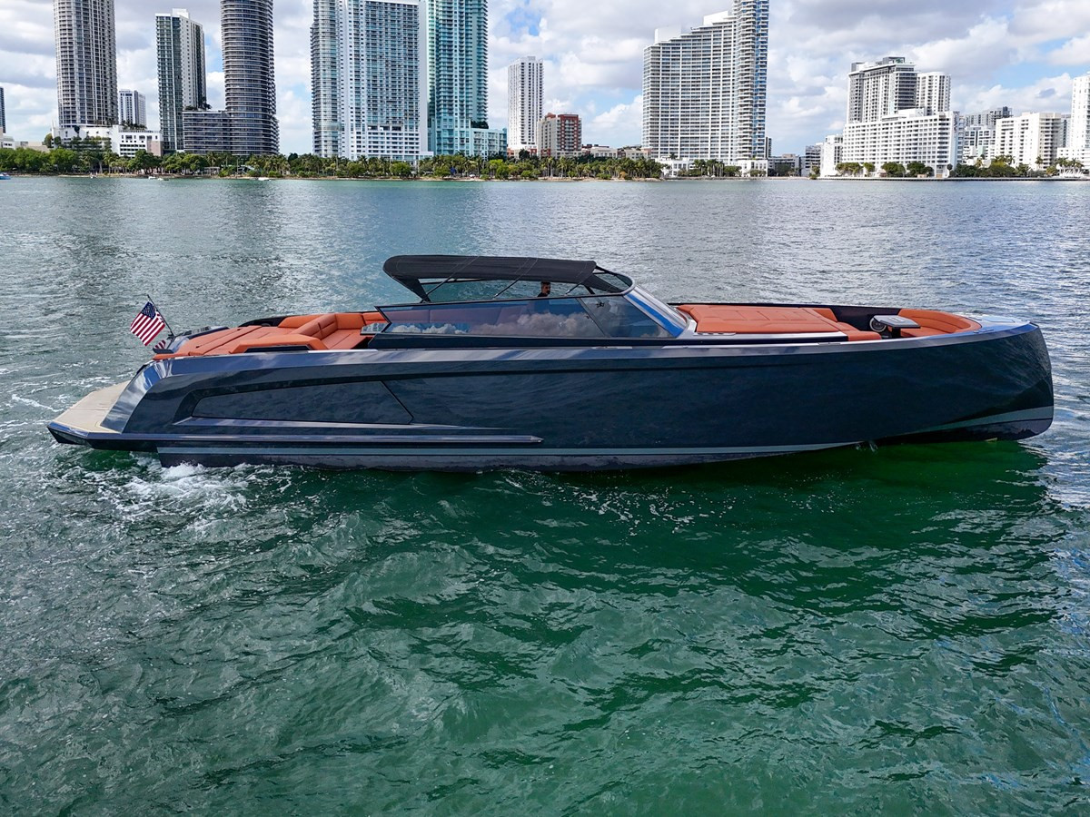 https://arconyachts.ams3.digitaloceanspaces.com/118548/conversions/large_4460778-optimize.jpg