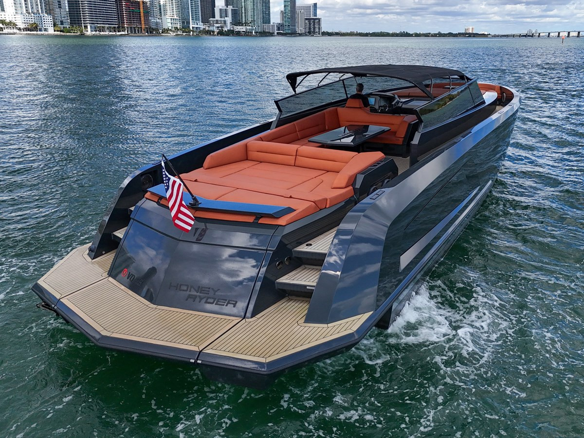 https://arconyachts.ams3.digitaloceanspaces.com/118568/conversions/large_4460784-optimize.jpg