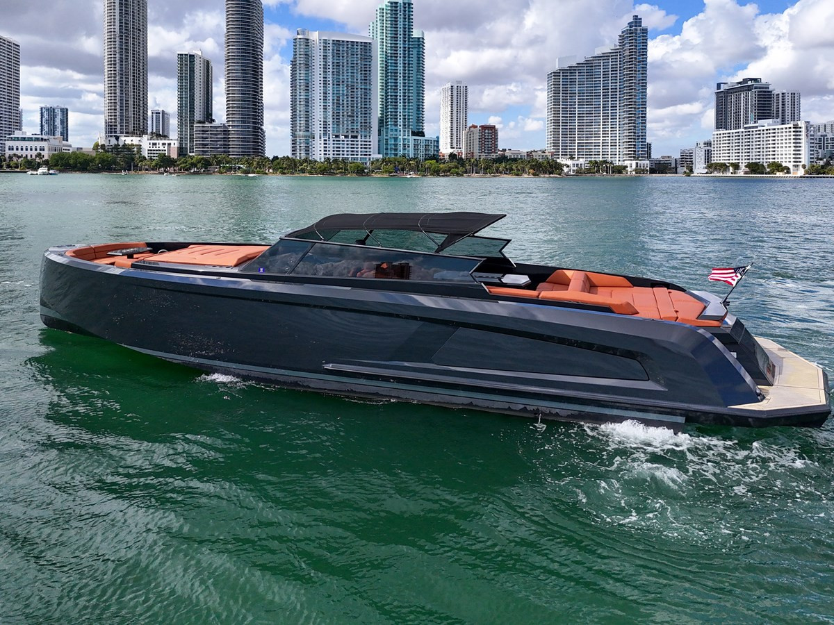 https://arconyachts.ams3.digitaloceanspaces.com/118590/conversions/large_4460791-optimize.jpg
