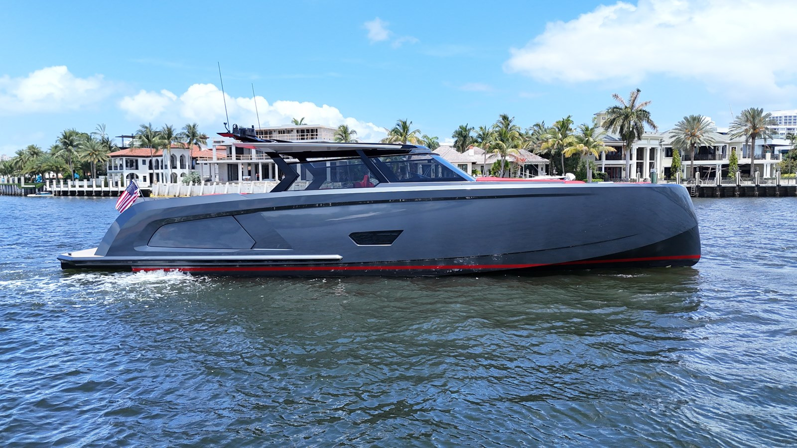 https://arconyachts.ams3.digitaloceanspaces.com/118605/conversions/large_4685347-optimize.jpg