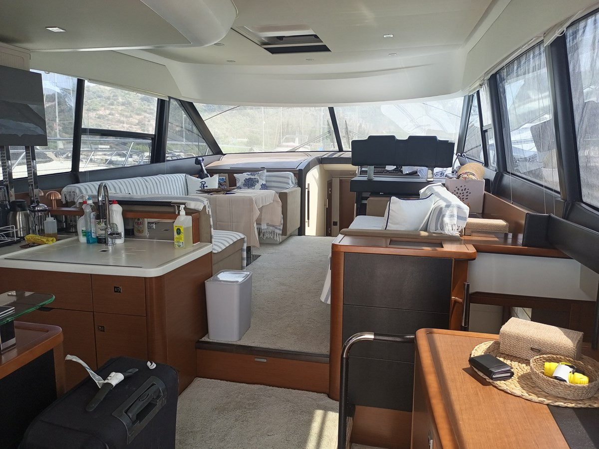 https://arconyachts.ams3.digitaloceanspaces.com/118640/conversions/large_4774526-optimize.jpg