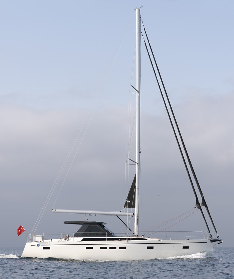 https://arconyachts.ams3.digitaloceanspaces.com/118724/conversions/large_4440148-optimize.jpg
