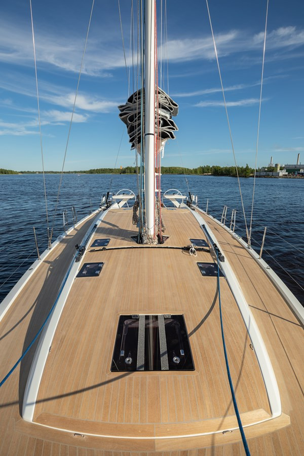 https://arconyachts.ams3.digitaloceanspaces.com/118774/conversions/large_4747923-optimize.jpg