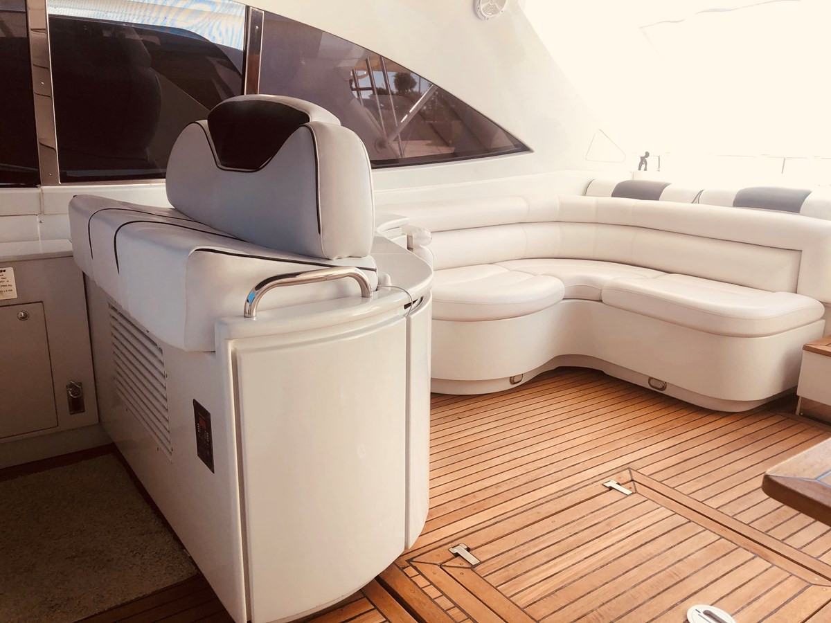 https://arconyachts.ams3.digitaloceanspaces.com/118836/conversions/large_4520502-optimize.jpg