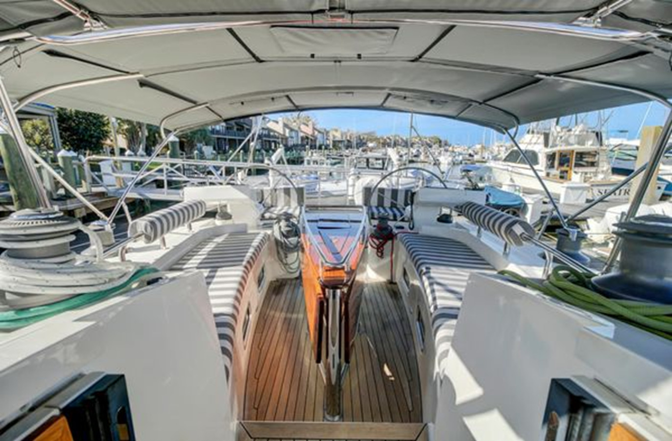 https://arconyachts.ams3.digitaloceanspaces.com/118919/conversions/large_3927389-optimize.jpg