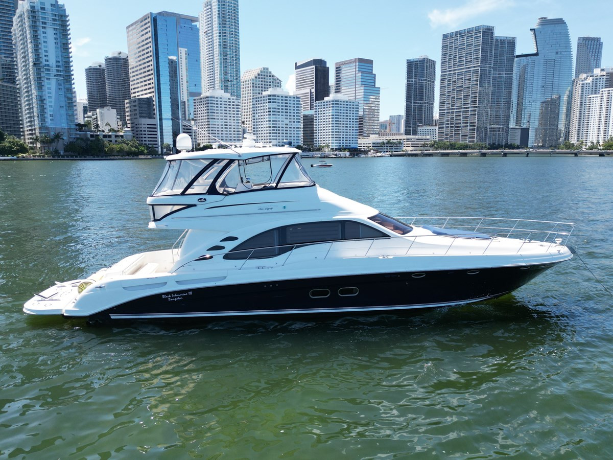 https://arconyachts.ams3.digitaloceanspaces.com/118981/conversions/large_4676697-optimize.jpg