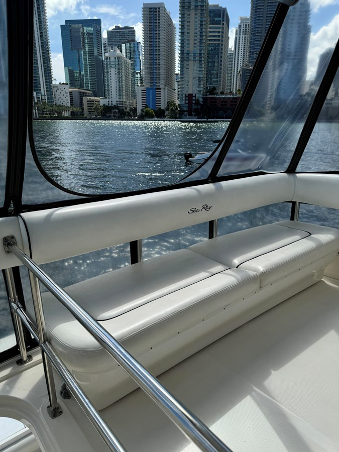 https://arconyachts.ams3.digitaloceanspaces.com/119010/conversions/large_4676746-optimize.jpg