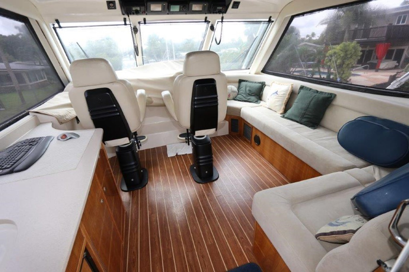 https://arconyachts.ams3.digitaloceanspaces.com/119174/conversions/large_2828868-optimize.jpg
