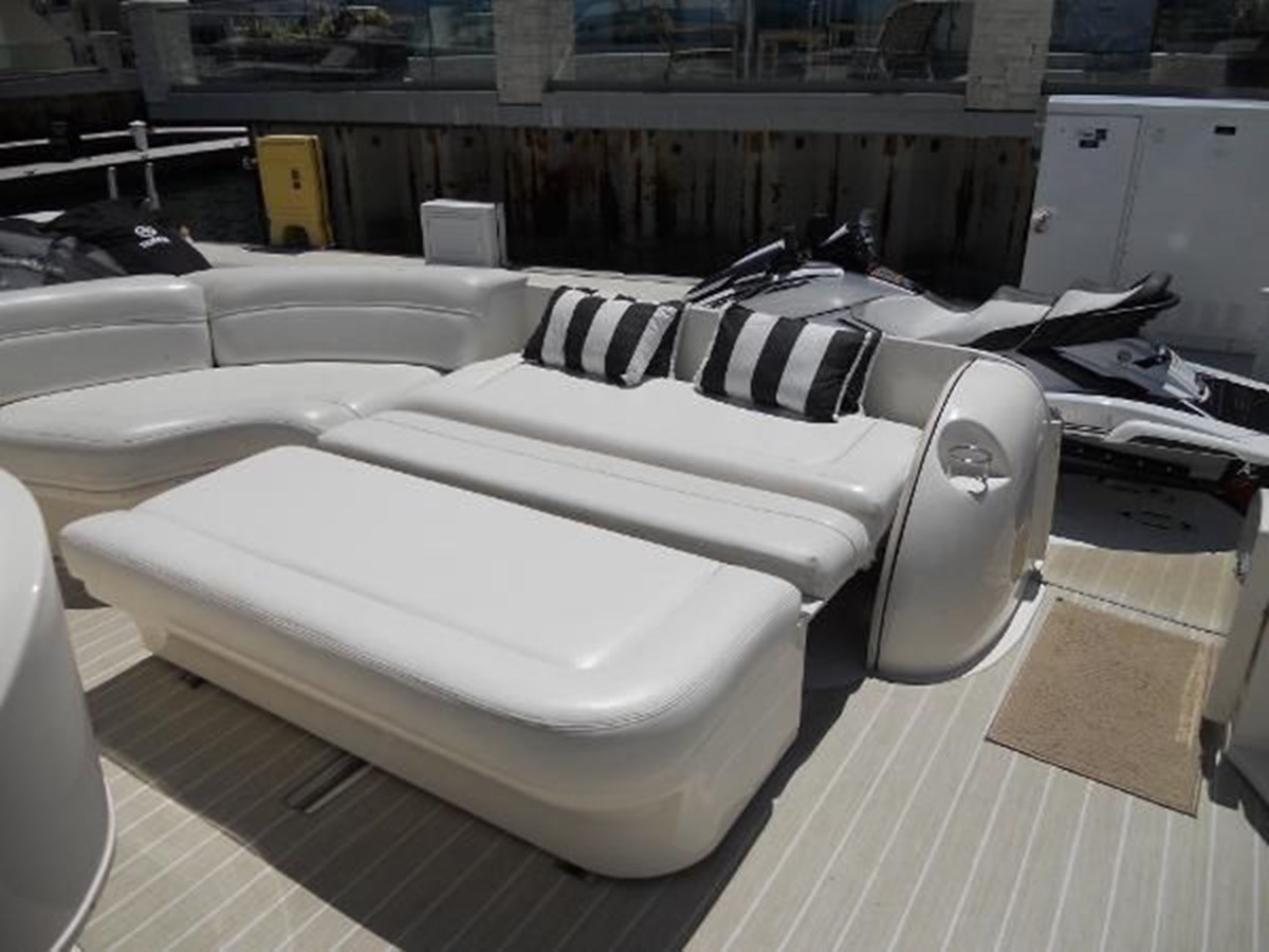 https://arconyachts.ams3.digitaloceanspaces.com/119232/conversions/large_2990582-optimize.jpg