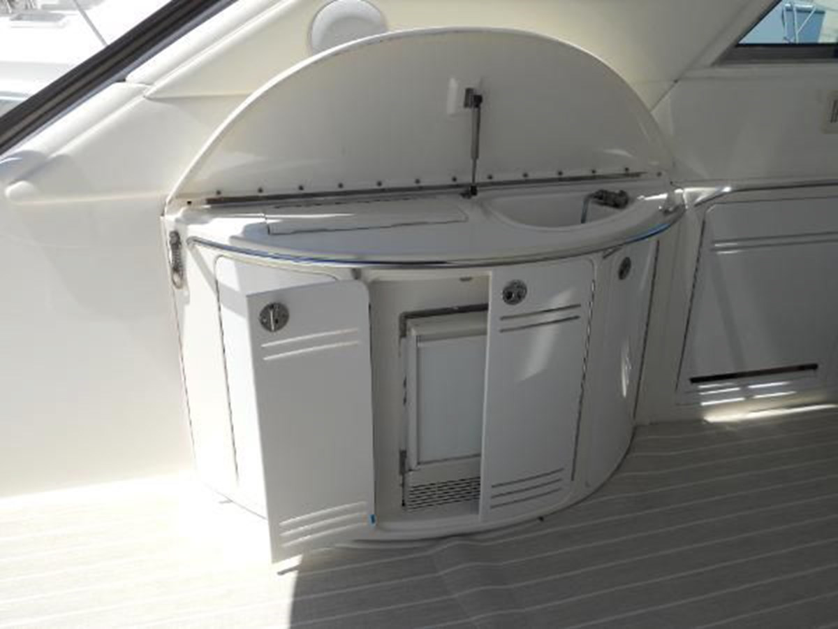 https://arconyachts.ams3.digitaloceanspaces.com/119244/conversions/large_2990587-optimize.jpg