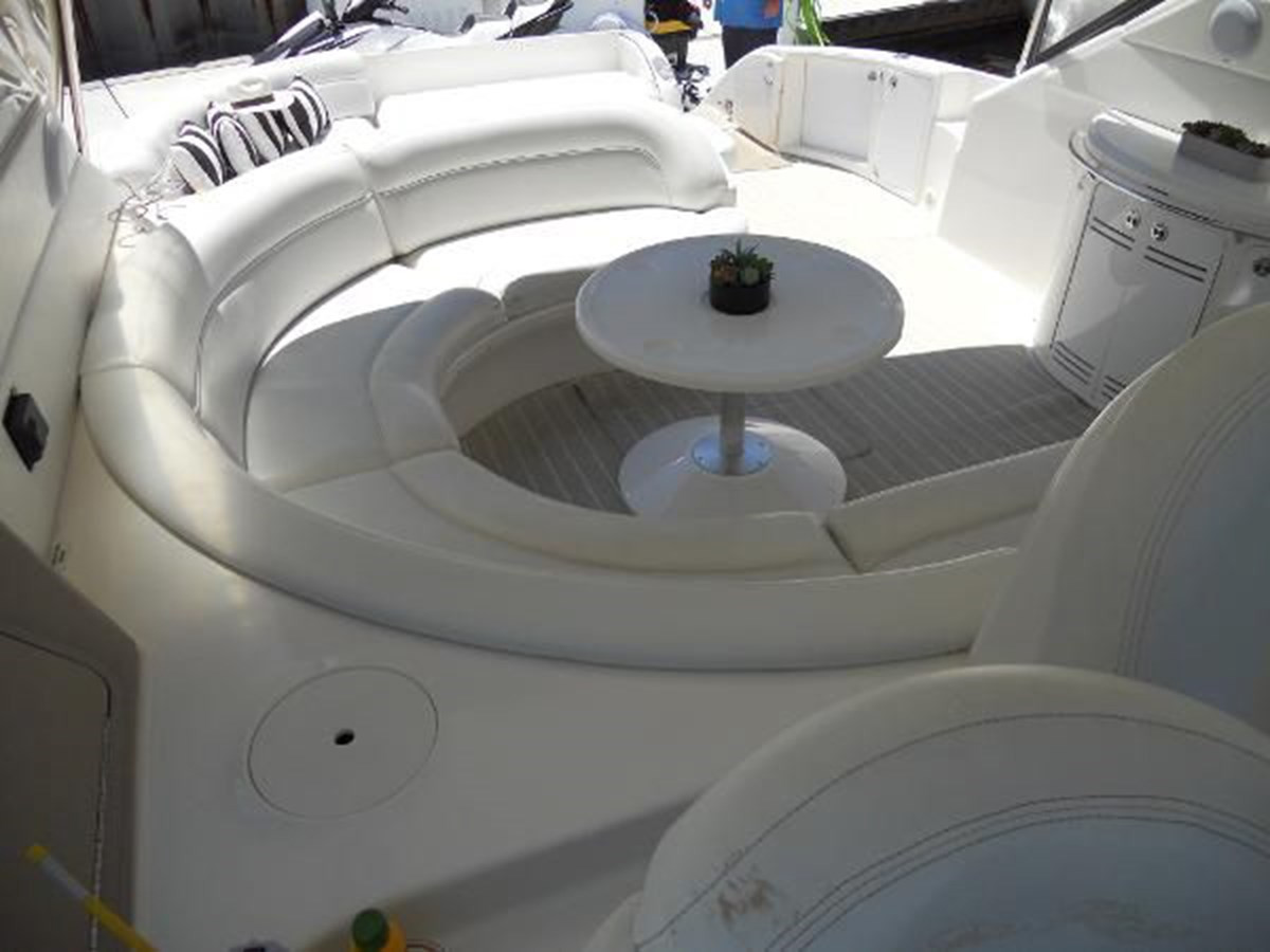 https://arconyachts.ams3.digitaloceanspaces.com/119248/conversions/large_2990589-optimize.jpg