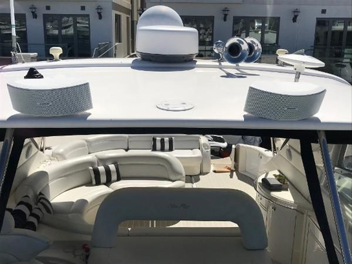 https://arconyachts.ams3.digitaloceanspaces.com/119284/conversions/large_2990602-optimize.jpg
