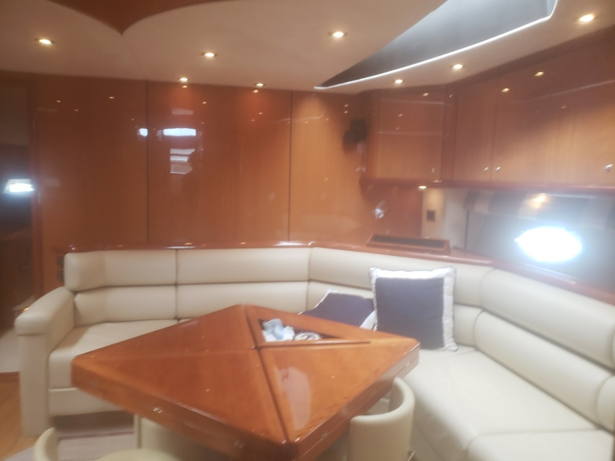 https://arconyachts.ams3.digitaloceanspaces.com/119327/conversions/large_3032078-optimize.jpg