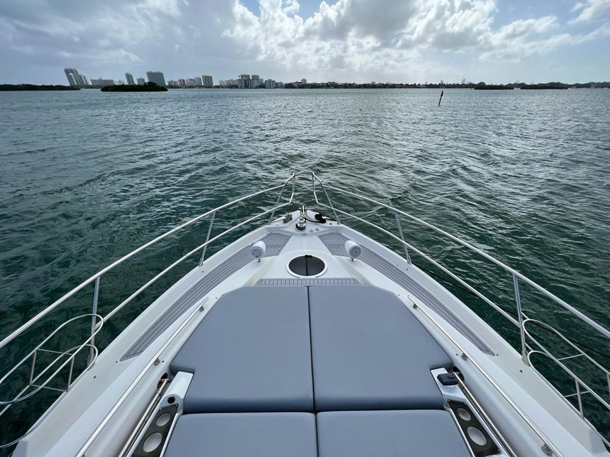 https://arconyachts.ams3.digitaloceanspaces.com/119528/conversions/large_3686206-optimize.jpg
