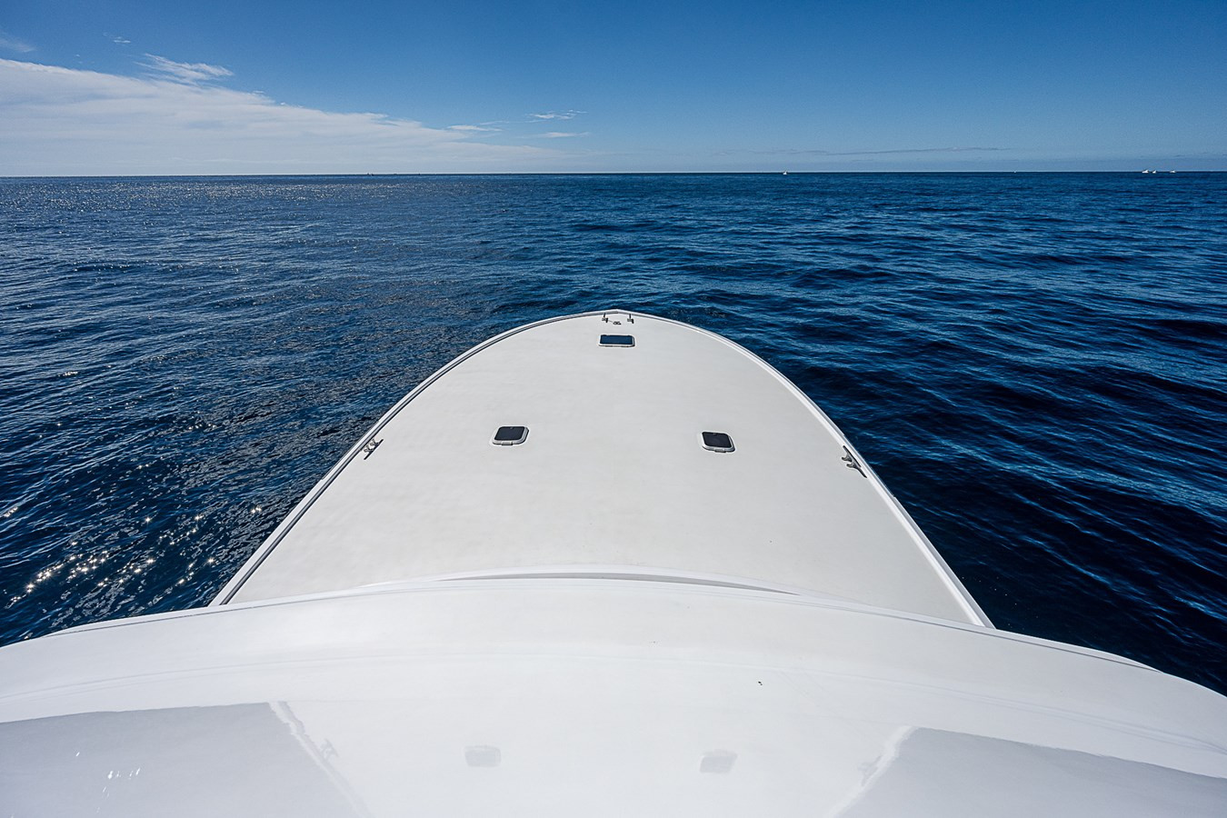 https://arconyachts.ams3.digitaloceanspaces.com/119631/conversions/large_4092992-optimize.jpg