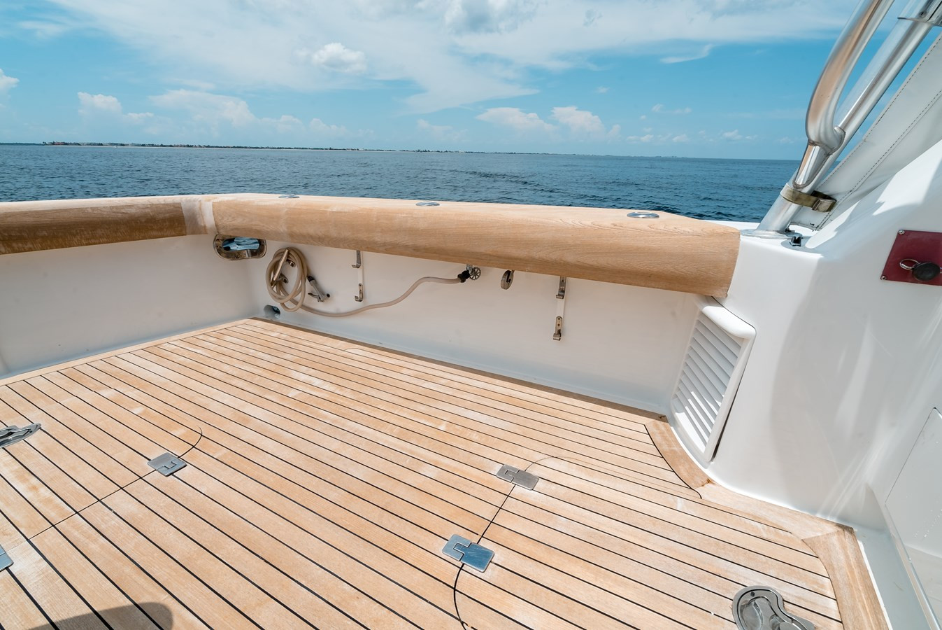 https://arconyachts.ams3.digitaloceanspaces.com/119894/conversions/large_4319399-optimize.jpg