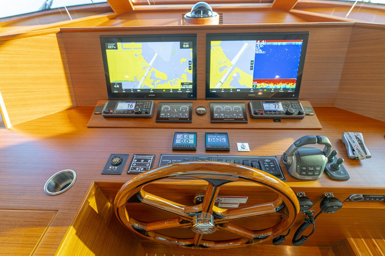https://arconyachts.ams3.digitaloceanspaces.com/120026/conversions/large_4574698-optimize.jpg