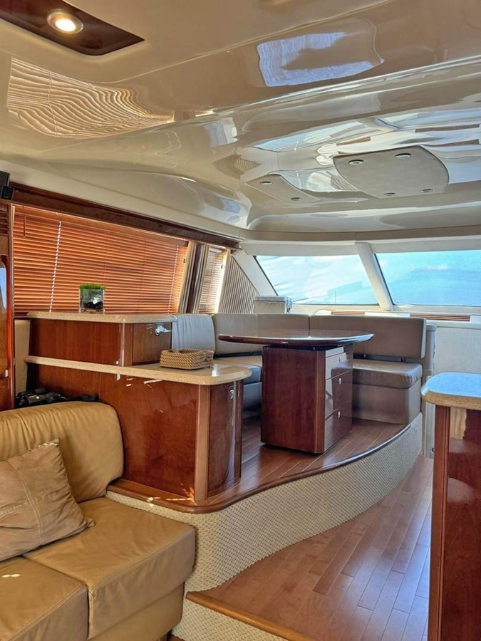 https://arconyachts.ams3.digitaloceanspaces.com/120079/conversions/large_4581690-optimize.jpg