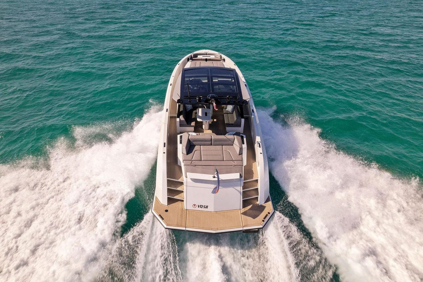 https://arconyachts.ams3.digitaloceanspaces.com/120088/conversions/large_4596546-optimize.jpg