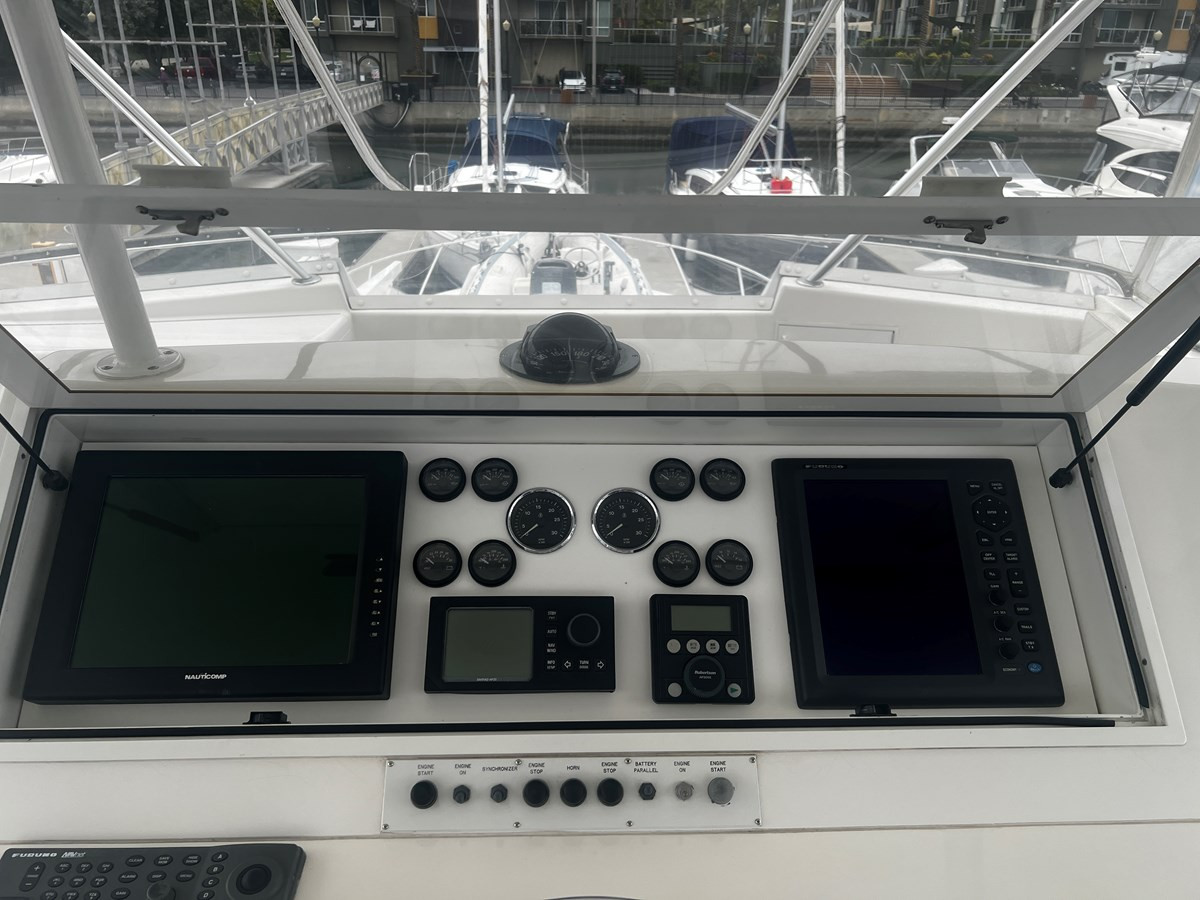https://arconyachts.ams3.digitaloceanspaces.com/120380/conversions/large_4692978-optimize.jpg